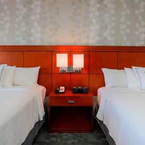 Zimmer mit Queensize-Bett